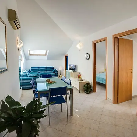 Palmaria アパート